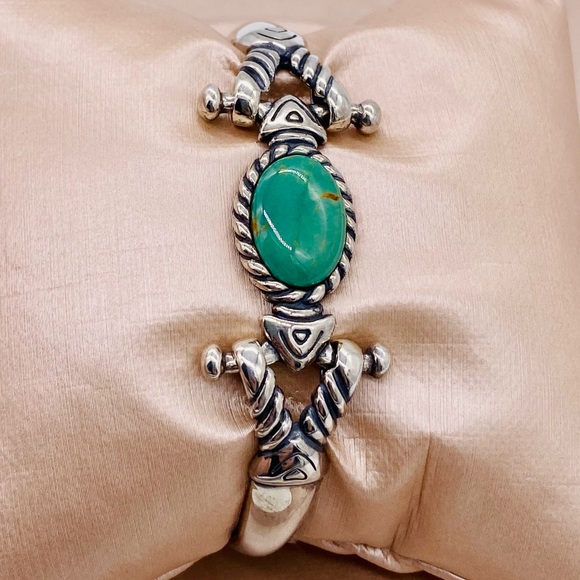 EUC Vintage 925 Sterling Silver Green Turquoise Toggle Bracelet - Picture 7 of 15
